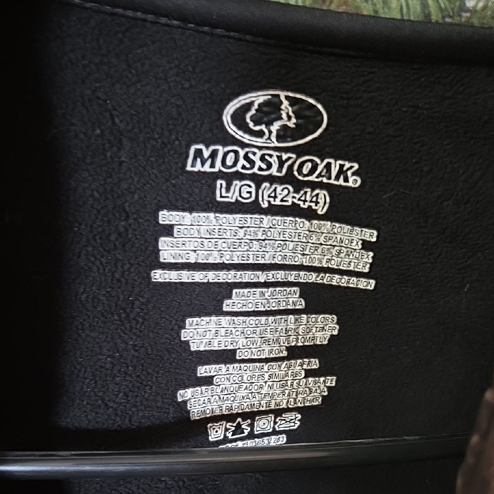 Mossy Oak Men's Forest Camo Performance Jacket - Picture 2 of 3